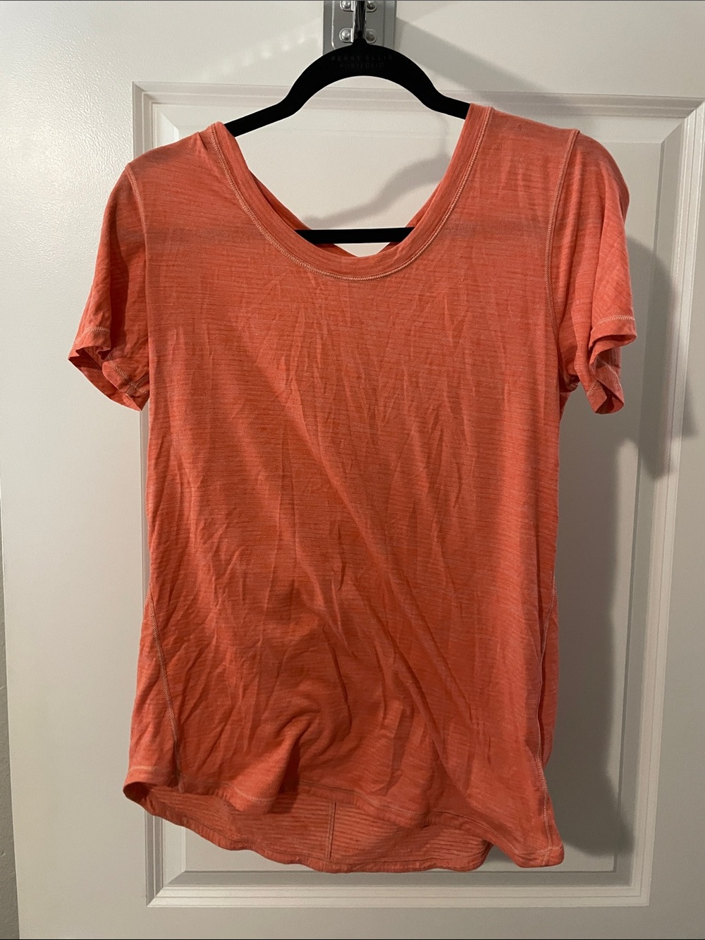 LuLulemon Women’s Coral Short-Sleeve Scoop Neck Top